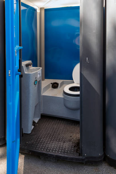 Portable Toilet Options We Offer in Petoskey, MI